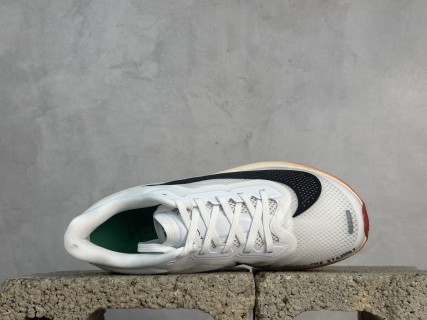 Nike Air Zoom Rival Fly 6 view 3