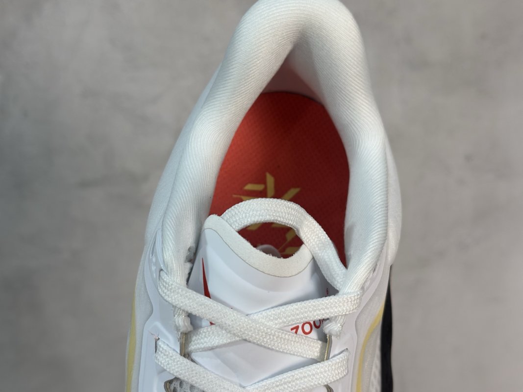 Nike Air Zoom Rival Fly 6 view