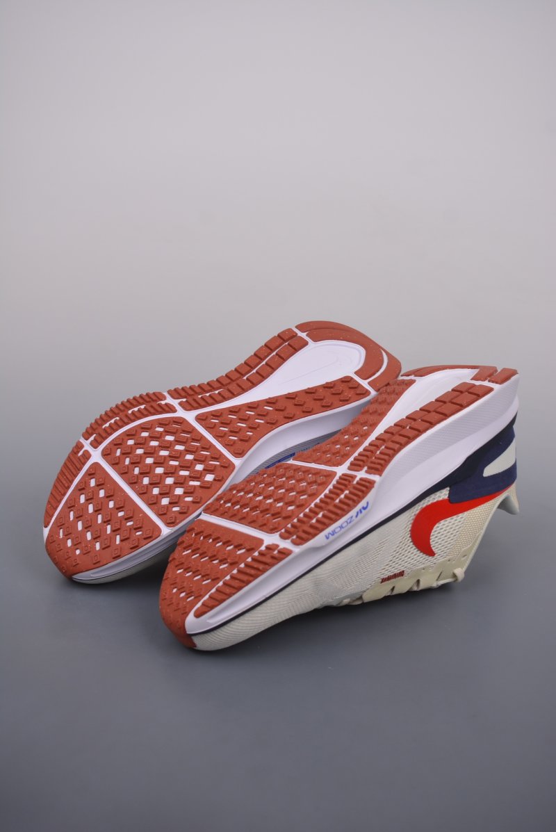 Nike Air Zoom Structure 25 view