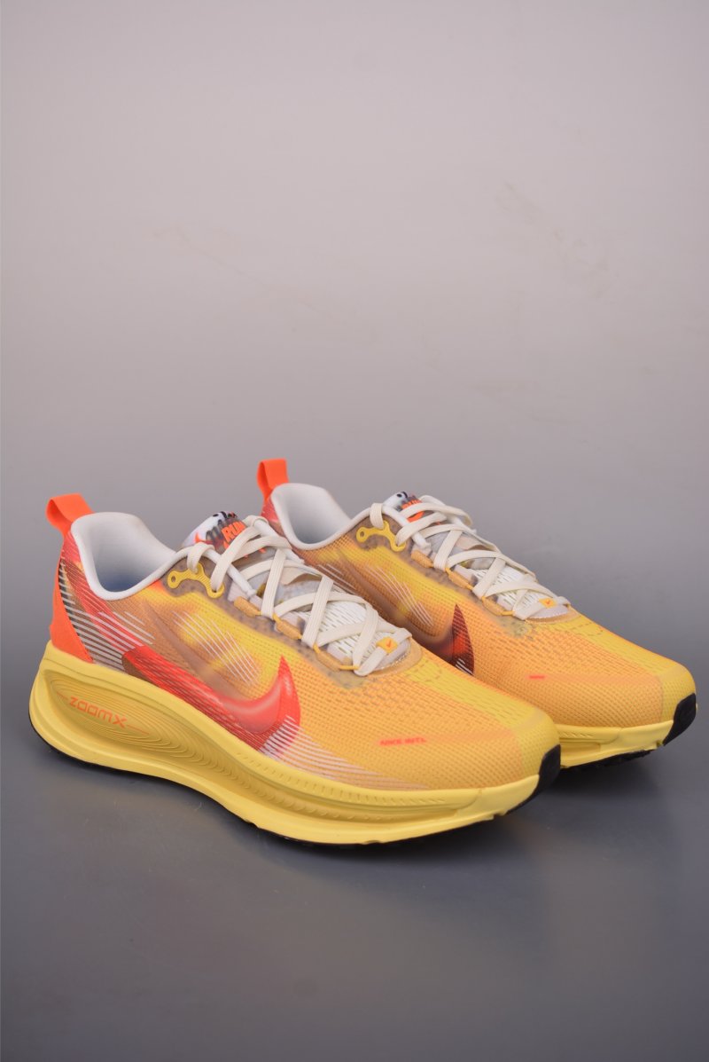 Nike Air Zoom Vomero Plus