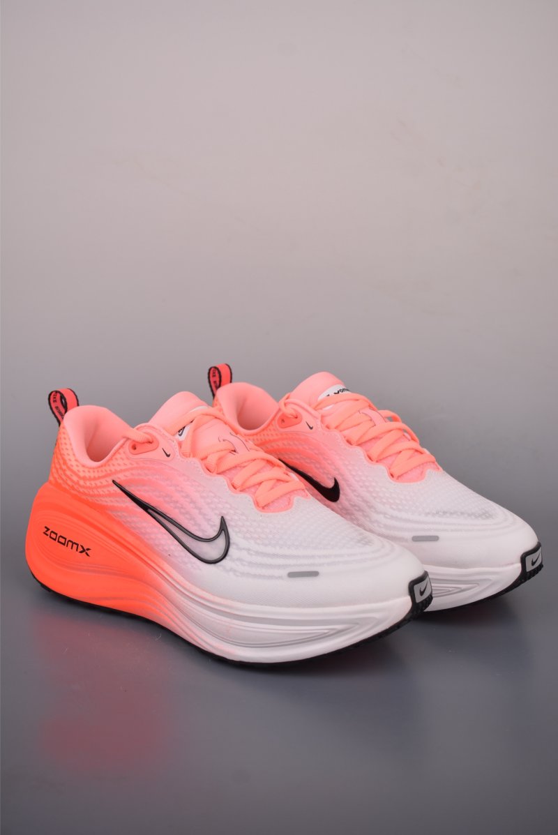 Nike Air Zoom Vomero Plus