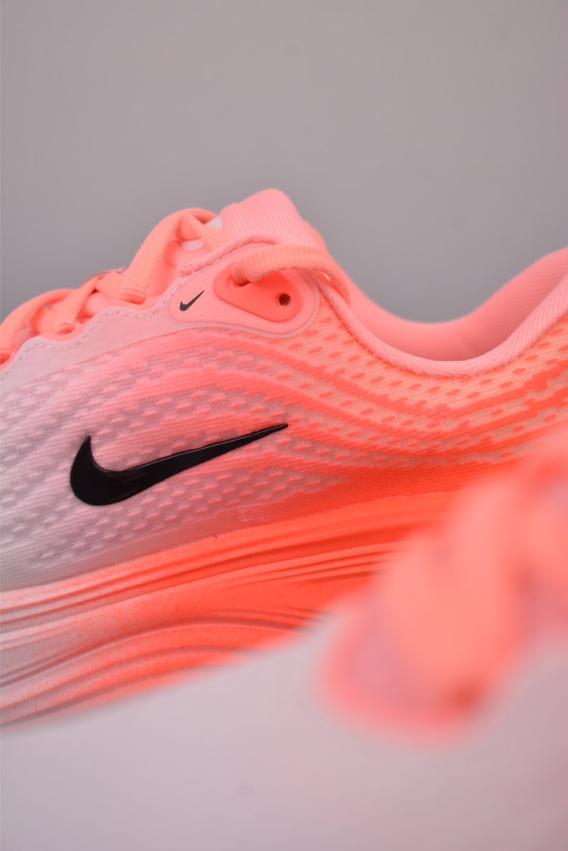 Nike Air Zoom Vomero Plus view