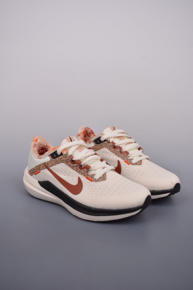 Nike Air Zoom Winflo 10