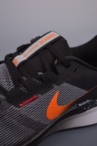 Nike Air Zoom Winflo 25 view 7