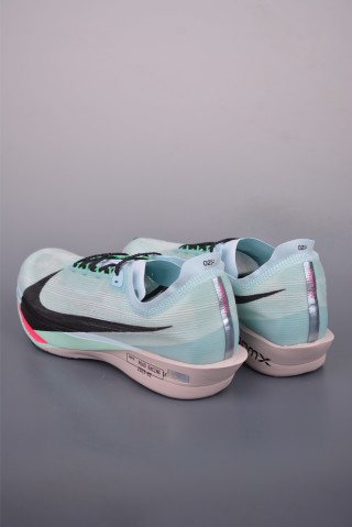 Nike Air Zoomx Streakfly 2 view 2