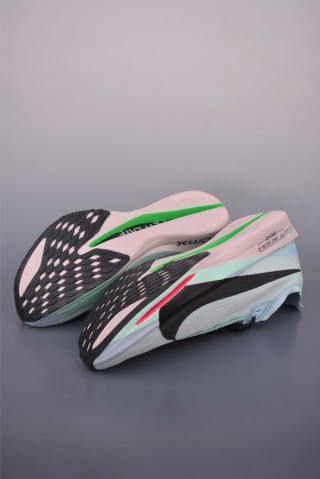 Nike Air Zoomx Streakfly 2 view 3
