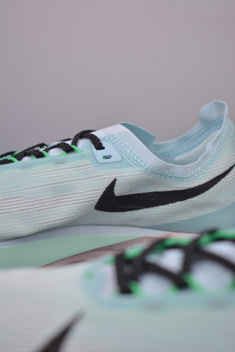 Nike Air Zoomx Streakfly 2 view
