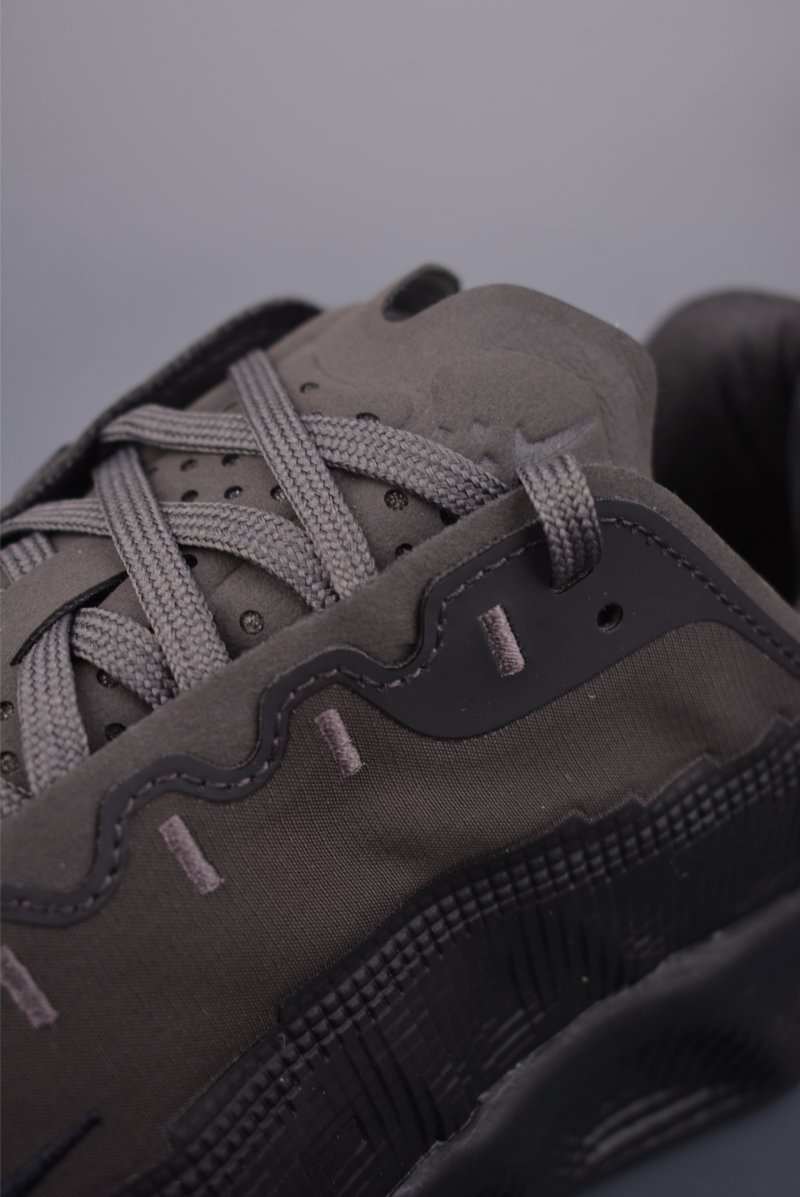 Nike Ava Rover Hs view