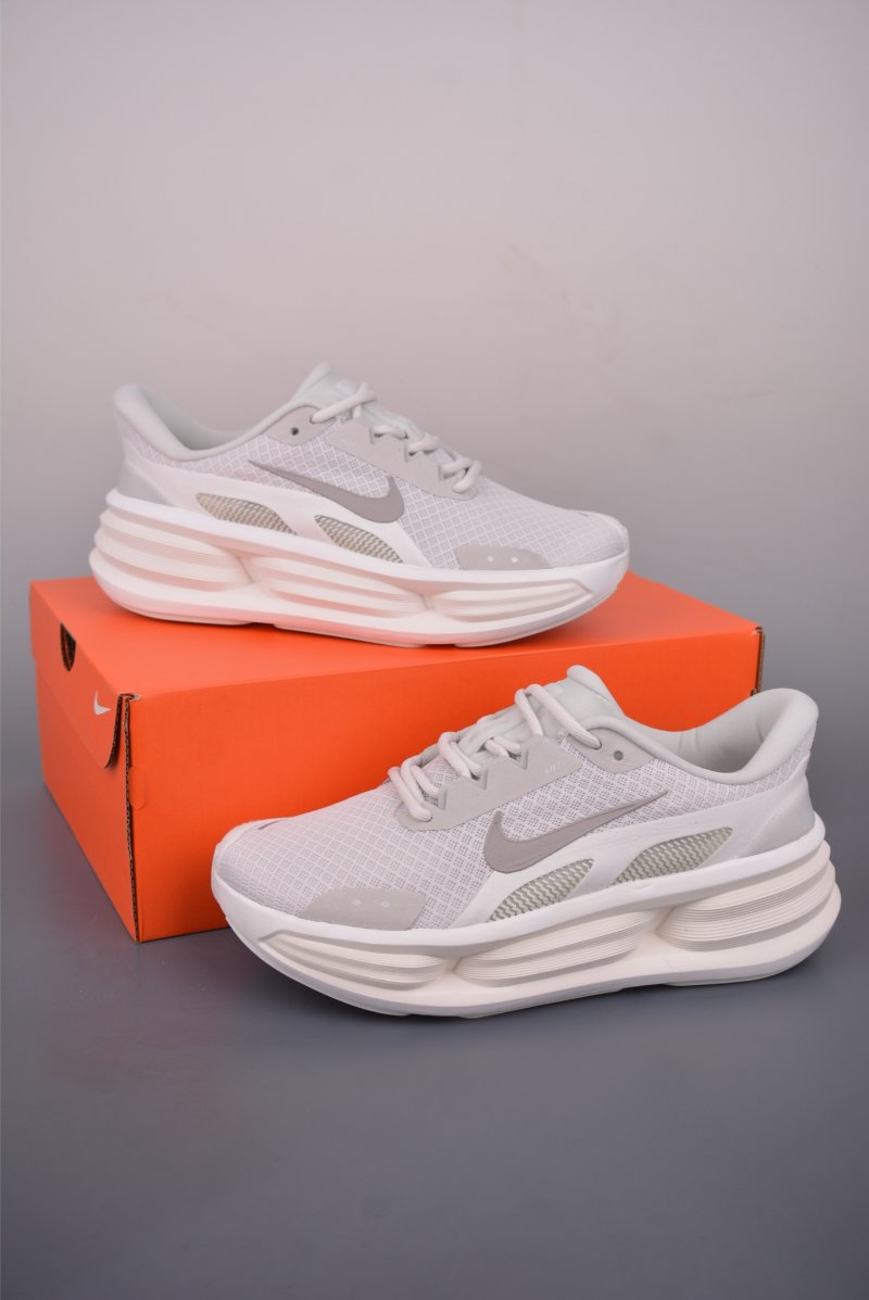 Nike Comfort Ride Easyon view