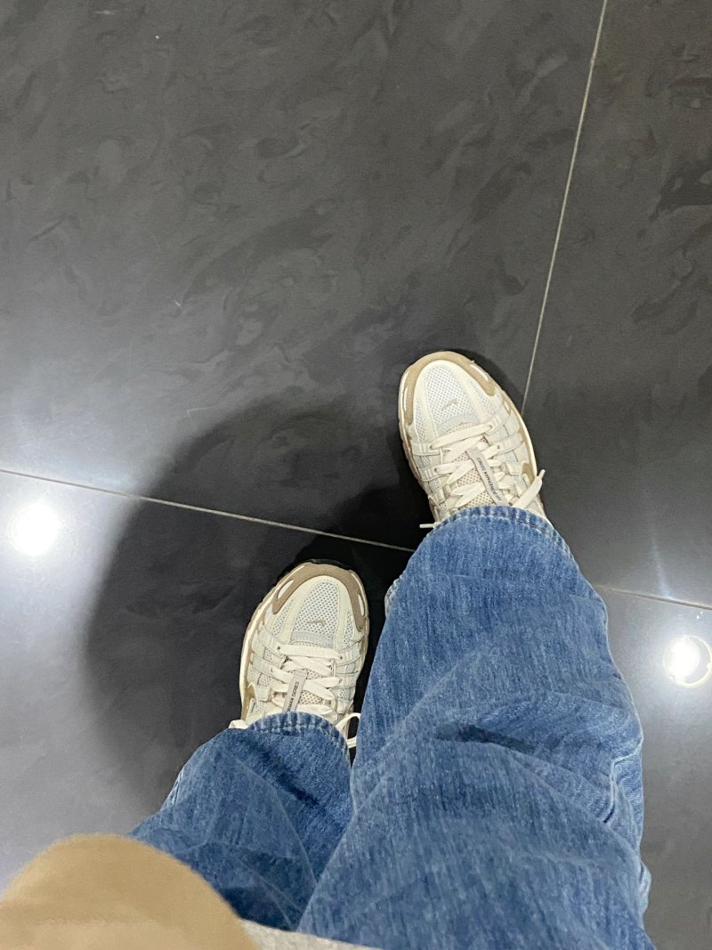 Nike Initiator Running view
