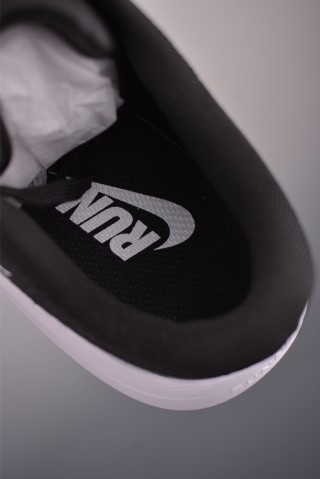 Nike Journey Run view 9