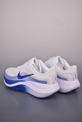 Nike Journey Run view 2