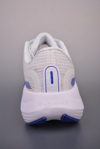 Nike Journey Run view 4