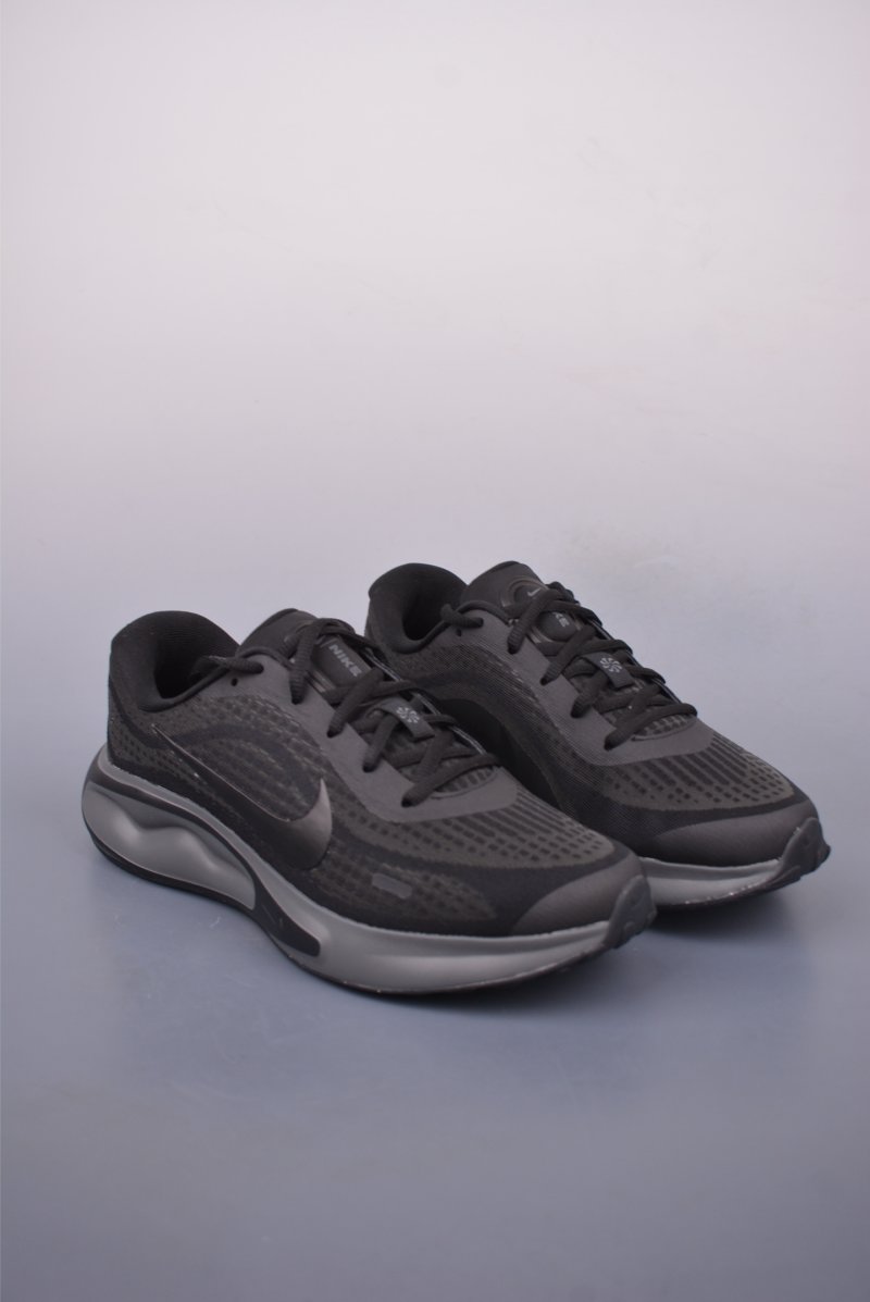Nike Journey Run 2025