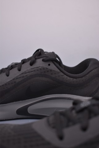Nike Journey Run 2025 view 8