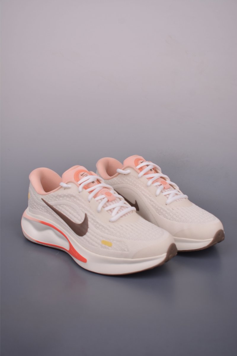 Nike Journey Run 2025
