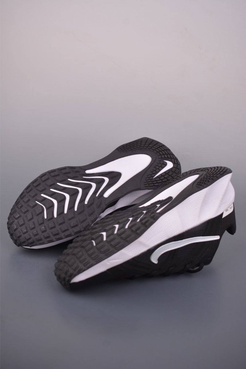 Nike Metro Tek view