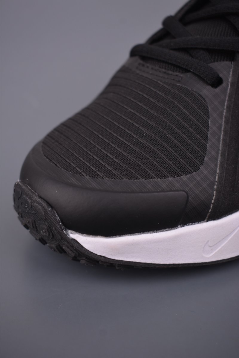 Nike Metro Tek view