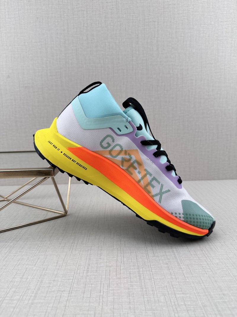 Nike React Pegasus Trail 4 'GORE-TEX' view