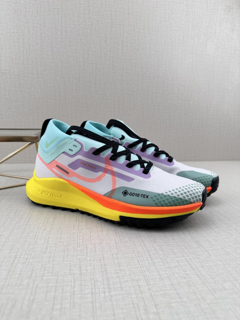 Nike React Pegasus Trail 4 'GORE-TEX' view