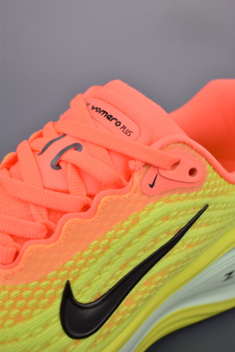 Nike ReactX Pegasus Plus view