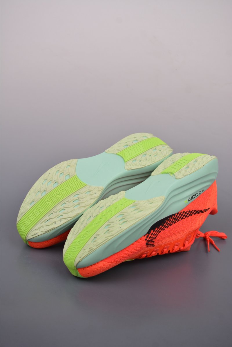Nike ReactX Pegasus Plus view
