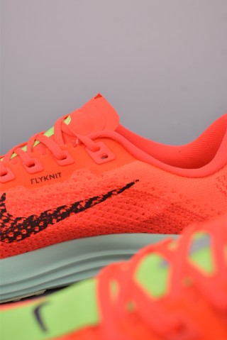Nike ReactX Pegasus Plus view 17