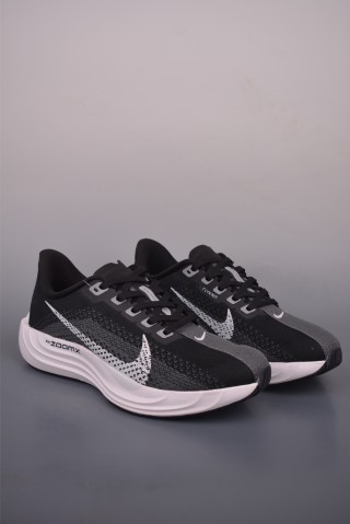 Nike ReactX Pegasus Plus view 28
