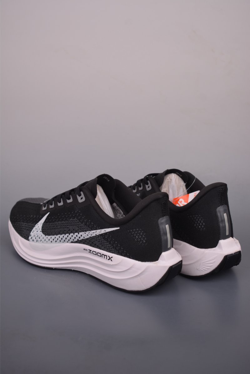 Nike ReactX Pegasus Plus view