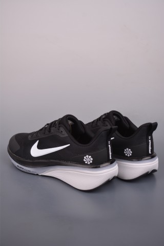 Nike ReactX Pegasus 42 view 2