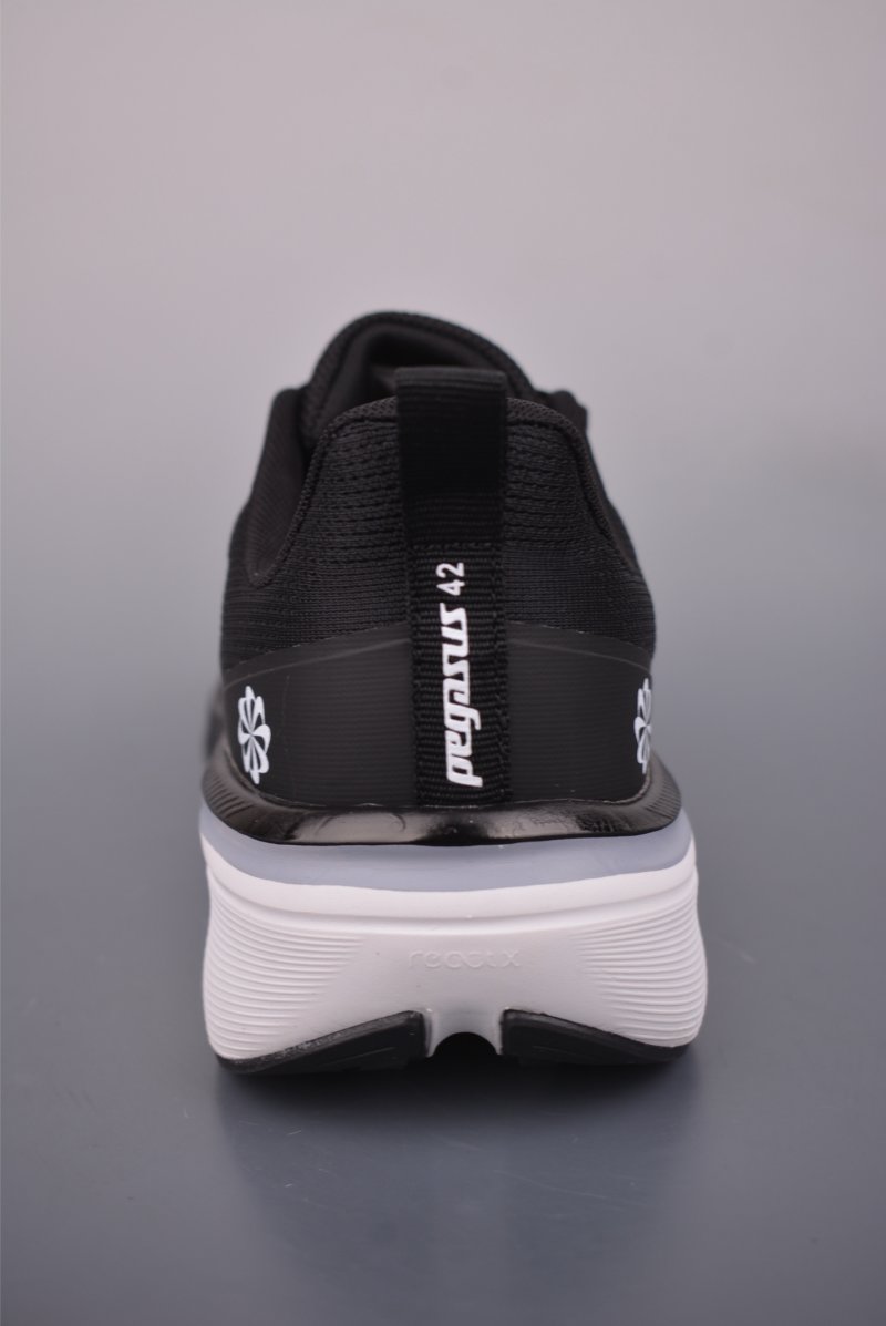 Nike ReactX Pegasus 42 view