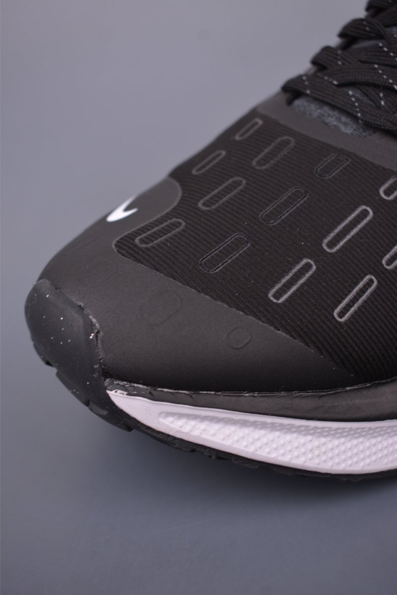 Nike ReactX Infinity Run 4 GTX view
