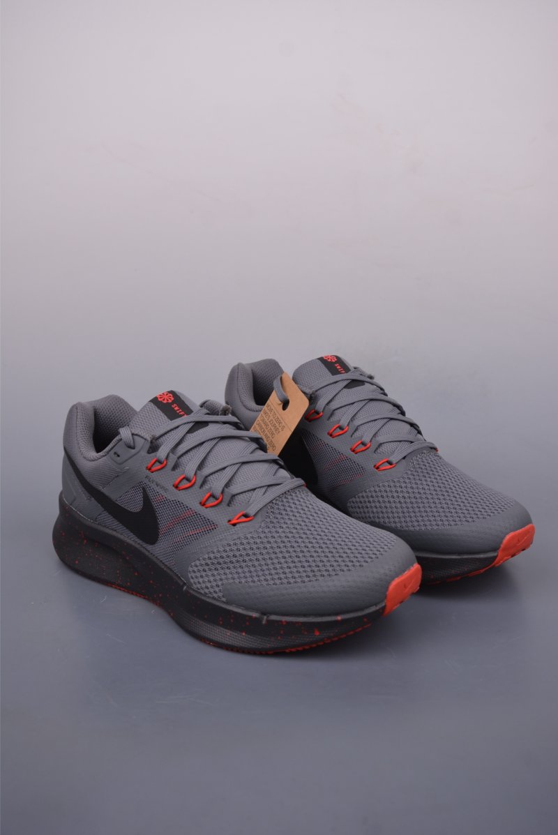 Nike Run Swift 3
