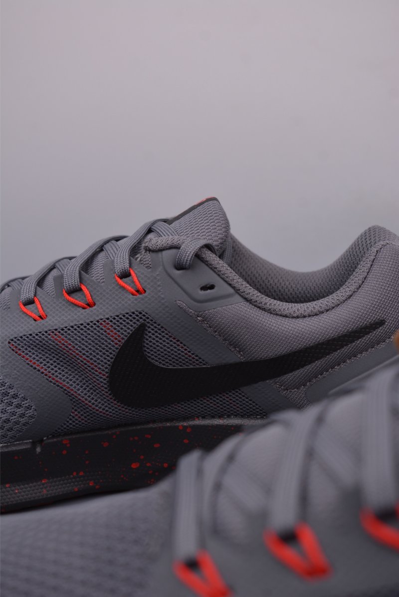 Nike Run Swift 3 view