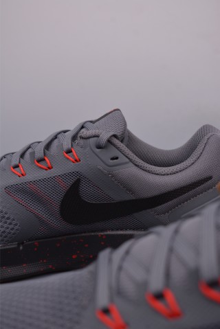 Nike Run Swift 3 view 8
