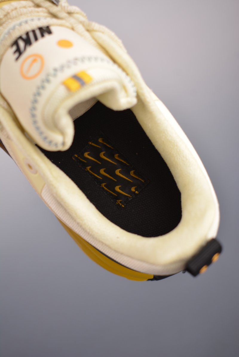 Nike Runar Roam view