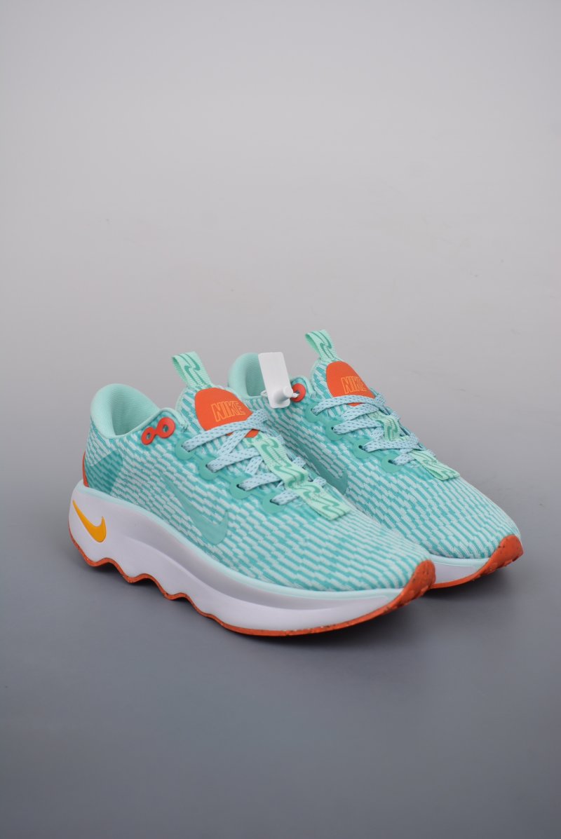 Nike WMNS Motiva