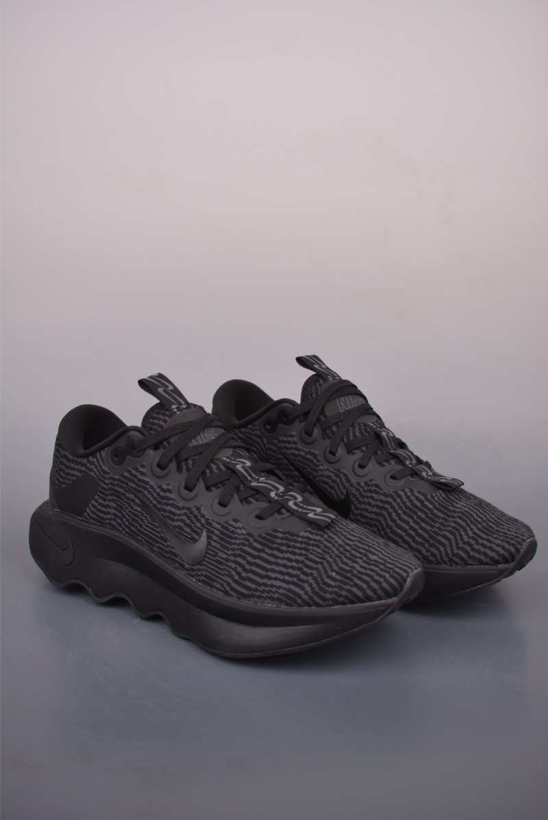 Nike WMNS Motiva
