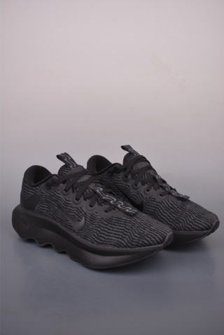 Nike WMNS Motiva view 1