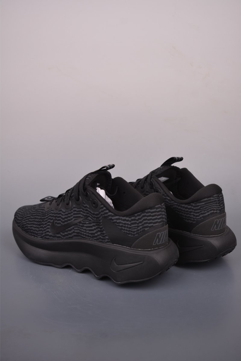 Nike WMNS Motiva view