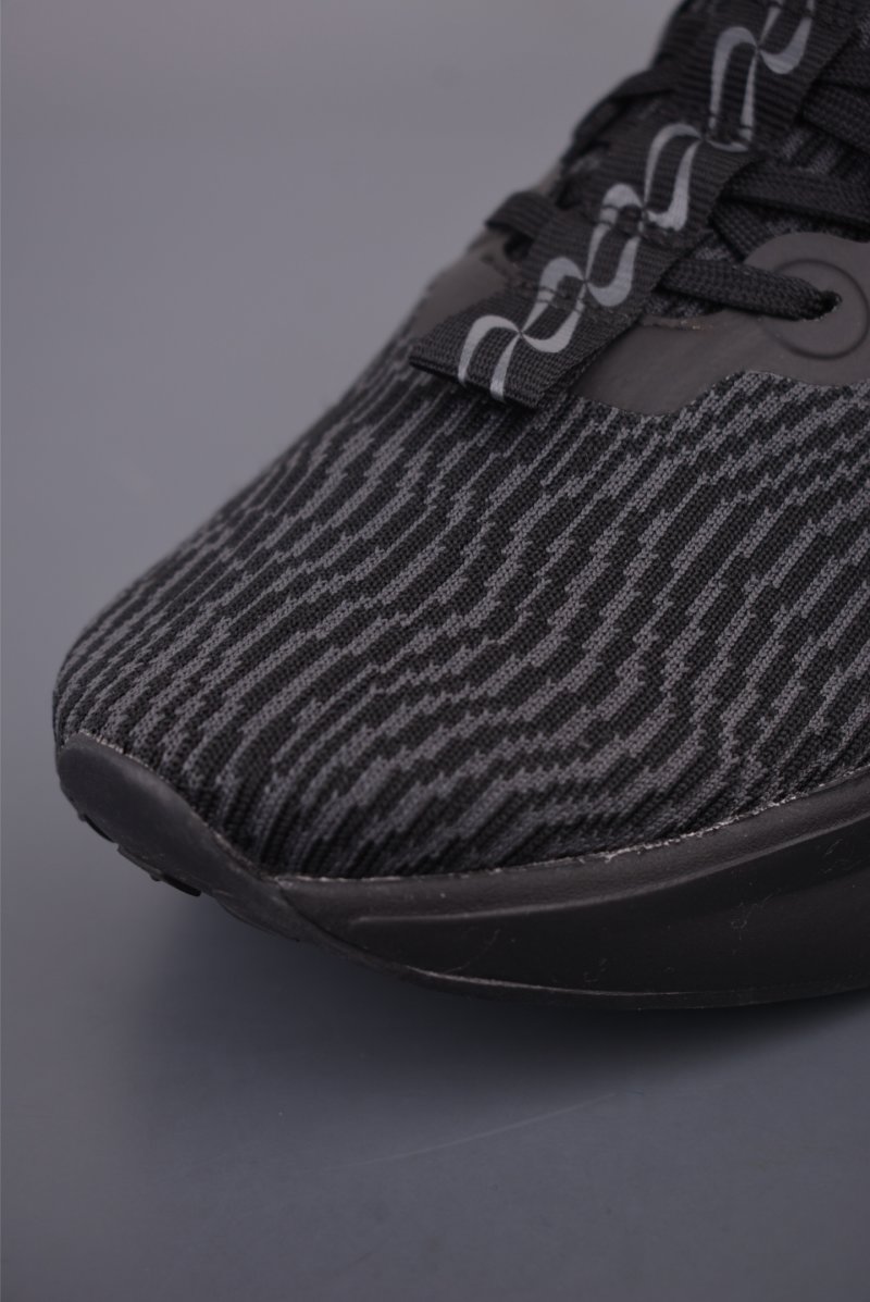 Nike WMNS Motiva view