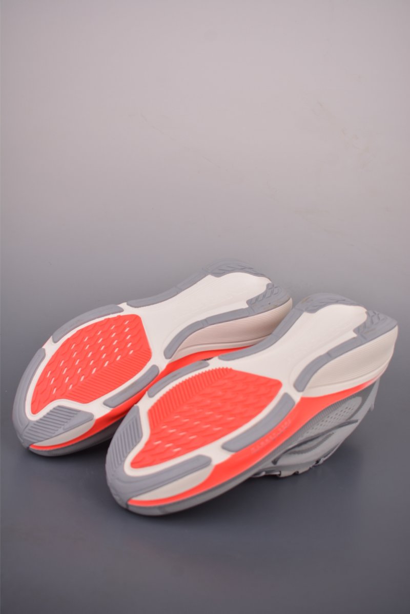 Nike Zoom Pegasus 42 view
