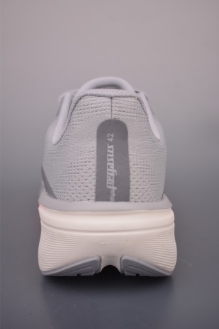 Nike Zoom Pegasus 42 view 4
