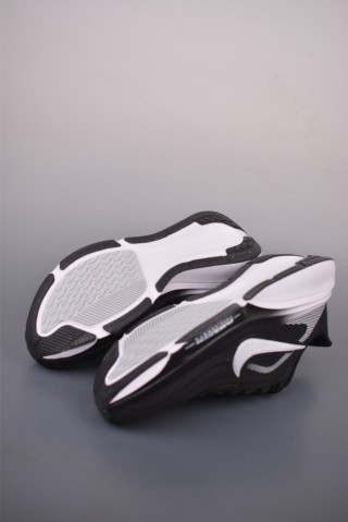 Nike Zoom Pegasus 42 view 3