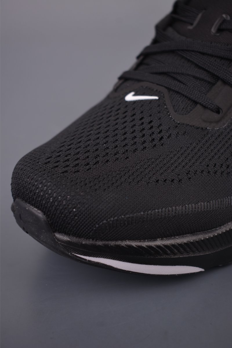 Nike Zoom Pegasus 42 view