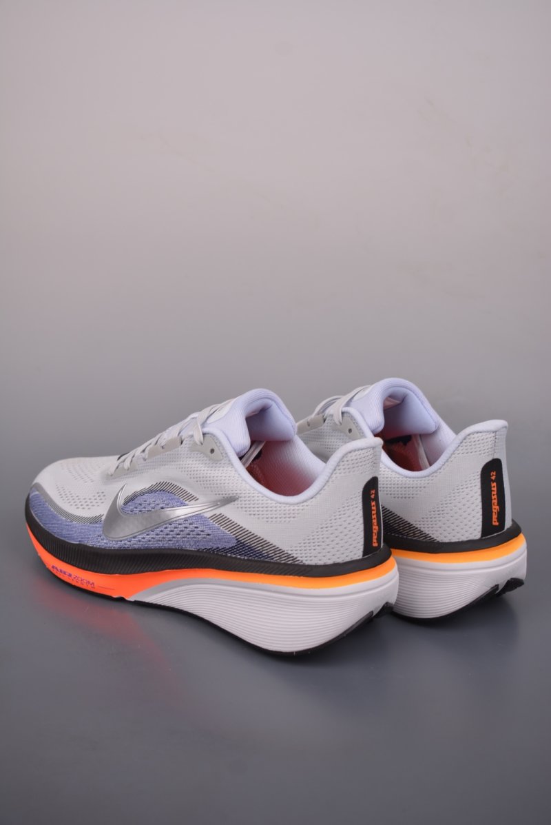 Nike Zoom Pegasus 42 view