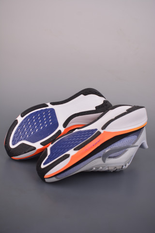 Nike Zoom Pegasus 42 view 3