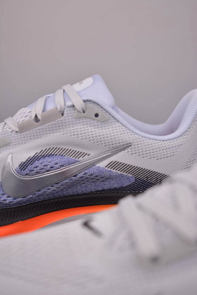 Nike Zoom Pegasus 42 view