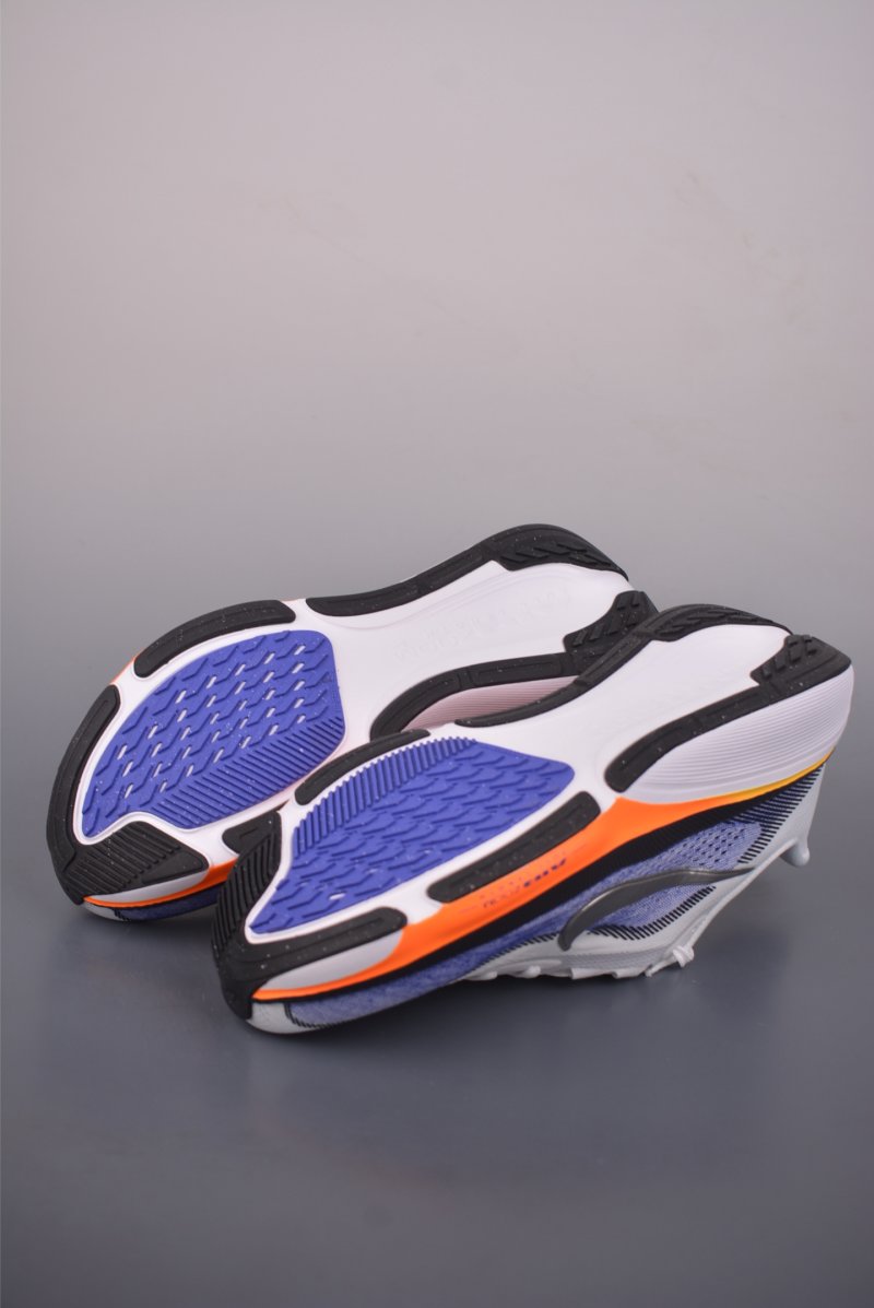 Nike Zoom Pegasus 42 view