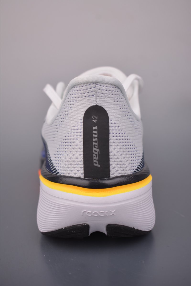 Nike Zoom Pegasus 42 view